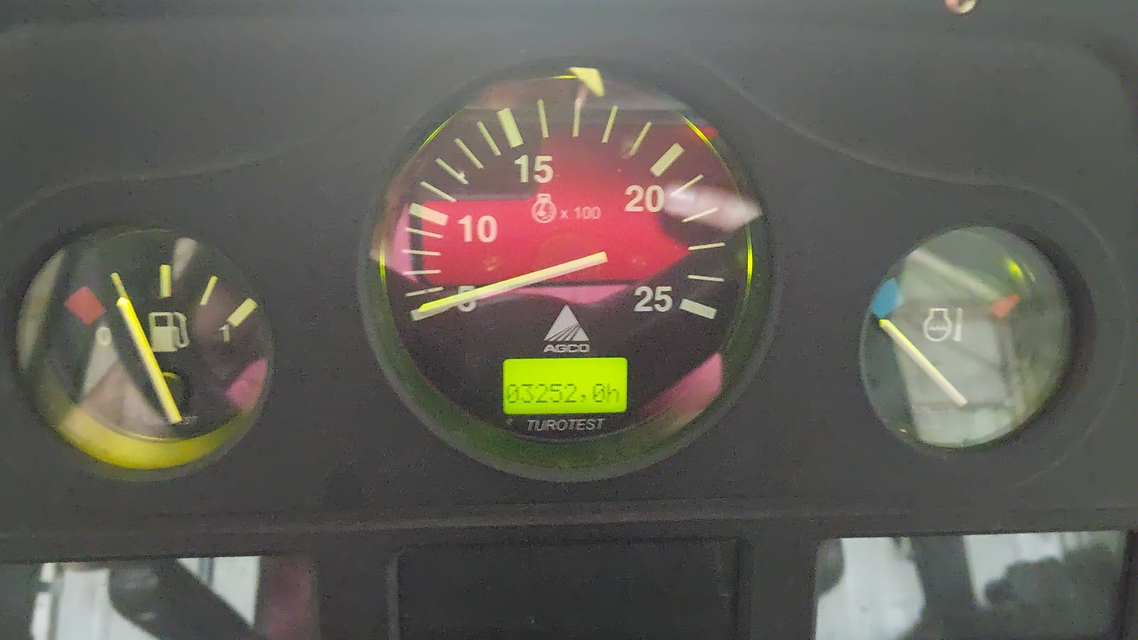 WhatsApp Image 2025-10-28 at 17.09.49