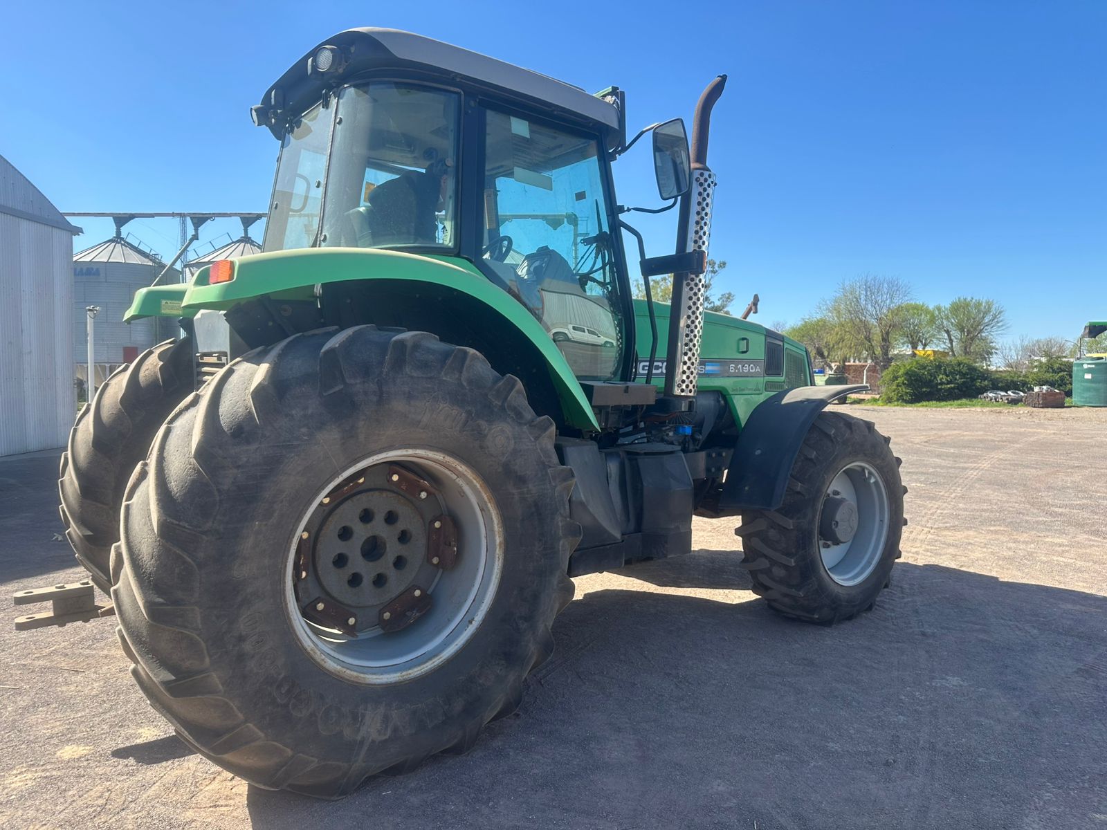 WhatsApp Image 2026-01-14 at 15.53.28 (1)